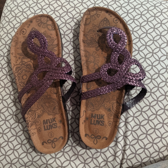 Purple muk luks - Picture 1 of 2